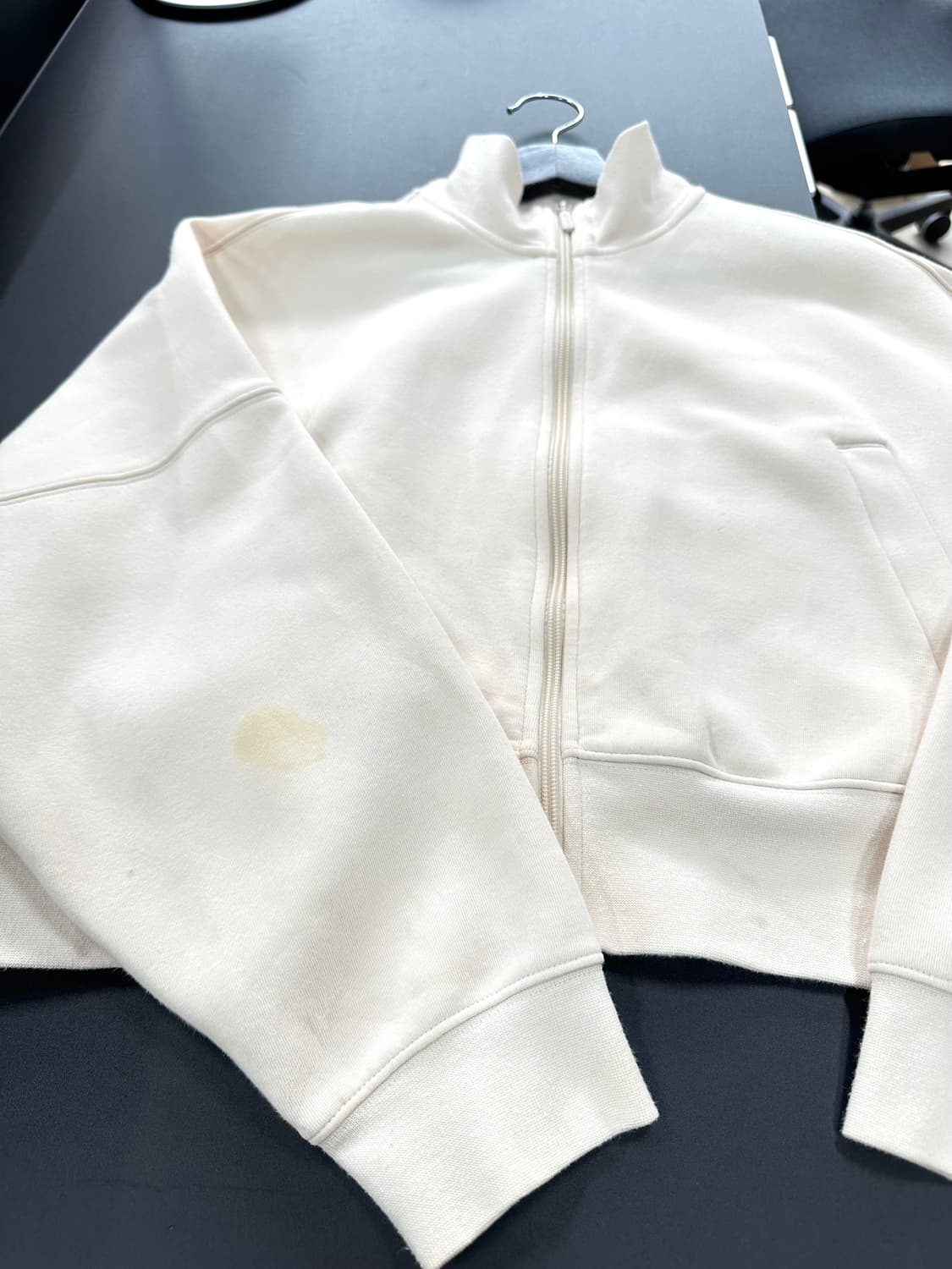 아디다스 뉴클래식 크롭 투웨이 트랙탑져지 크림 상품이미지6