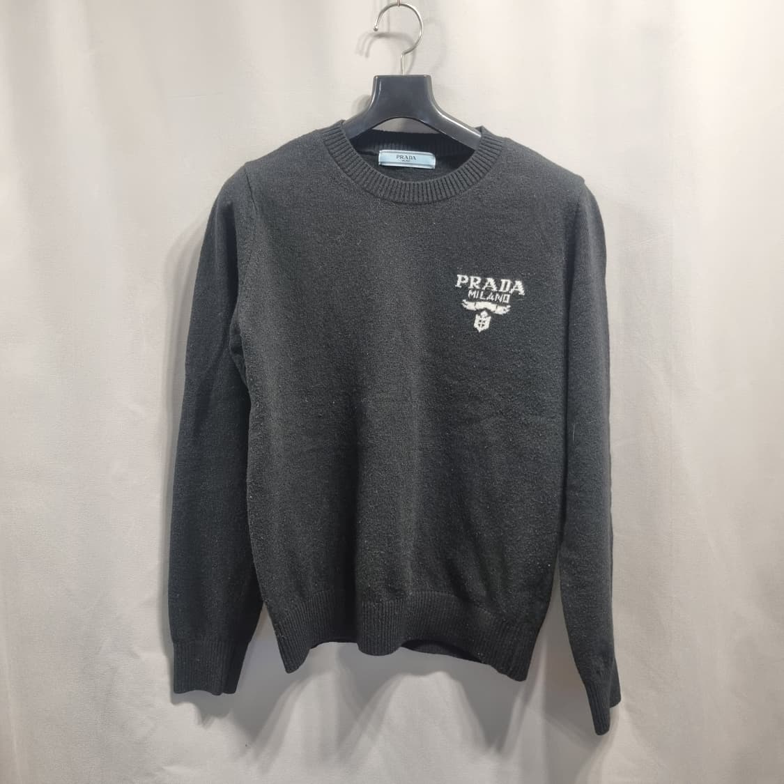 프라다 로고 블랙 니트 스웨터 상품이미지1