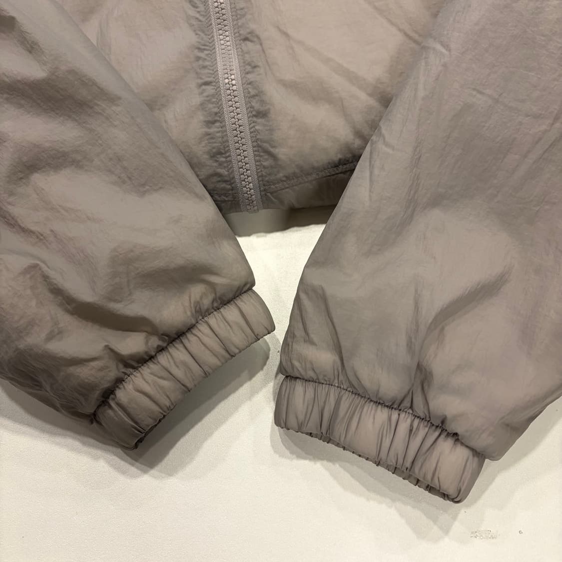 [100] 엄브로 경량 패딩 후드 점퍼 그레이 B605 상품이미지7