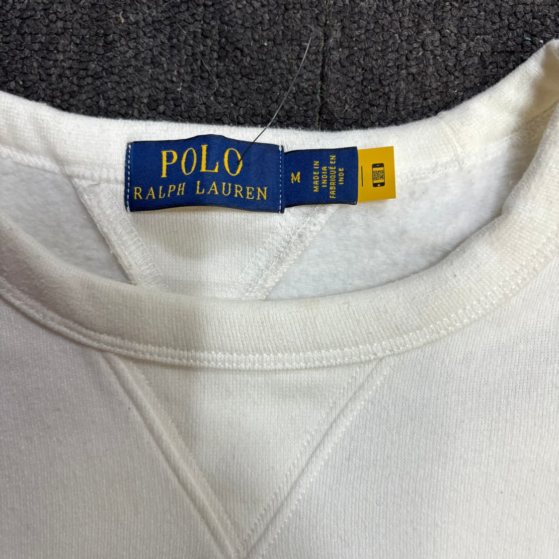 폴로 랄프로렌 화이트 신형 큐알탭 맨투맨 기모 스웻셔츠 상품이미지3