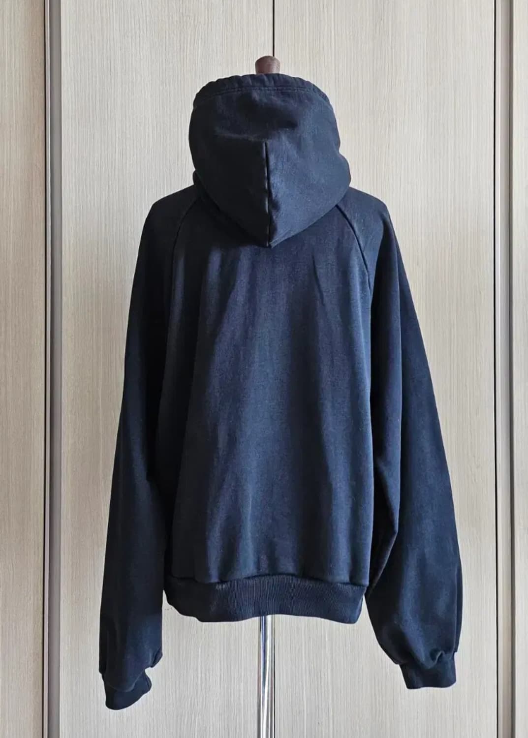 (번개케어검수통과)발렌시아가 BB 로고 블랙 오버핏 후드티 L 상품이미지6