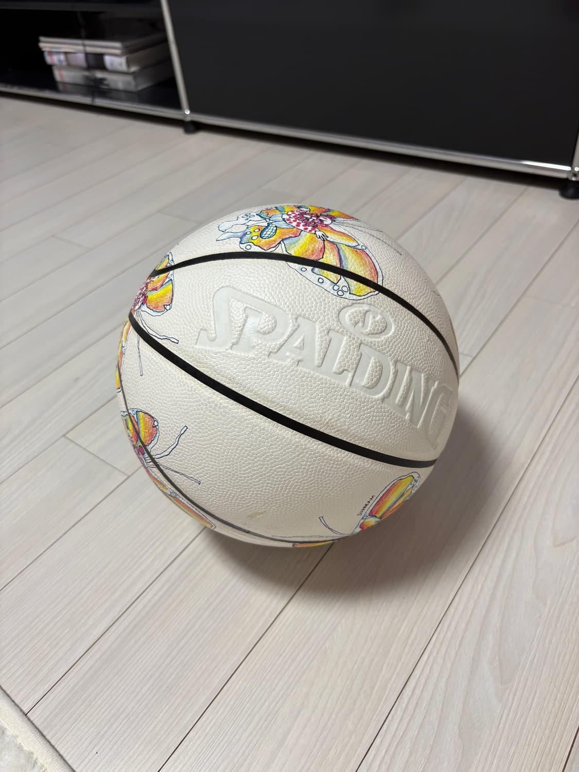 슈프림x마크 곤잘레스 버터플라이 농구공 스팔딩  상품이미지2