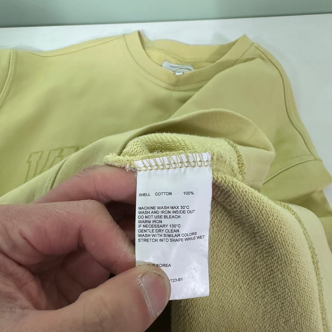 M 비바스튜디오 웜옐로우 오버핏 빅자수 스웻 맨투맨 상품이미지5