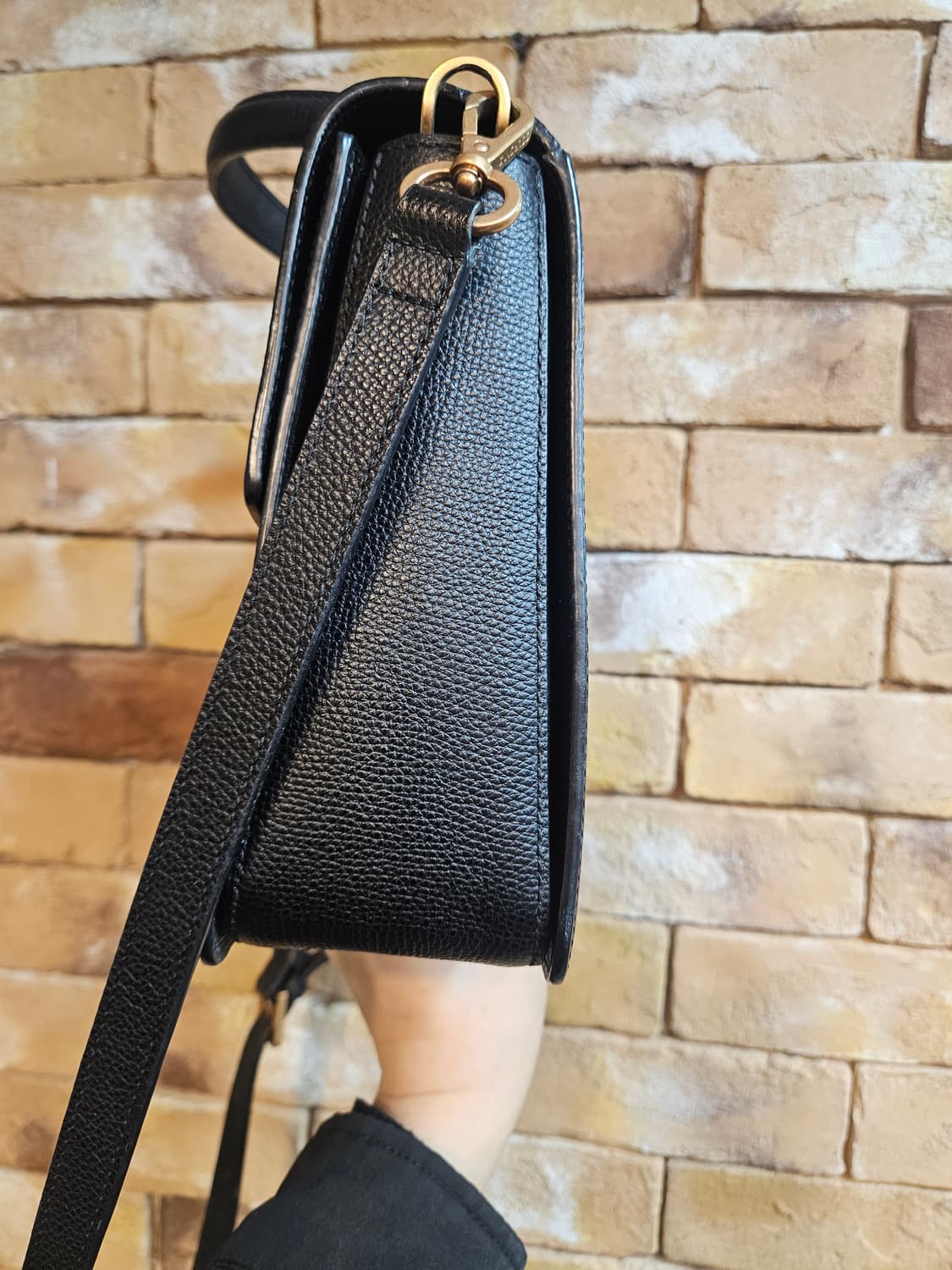 쿠론 블랙 토트백 겸 크로스백 상품이미지4