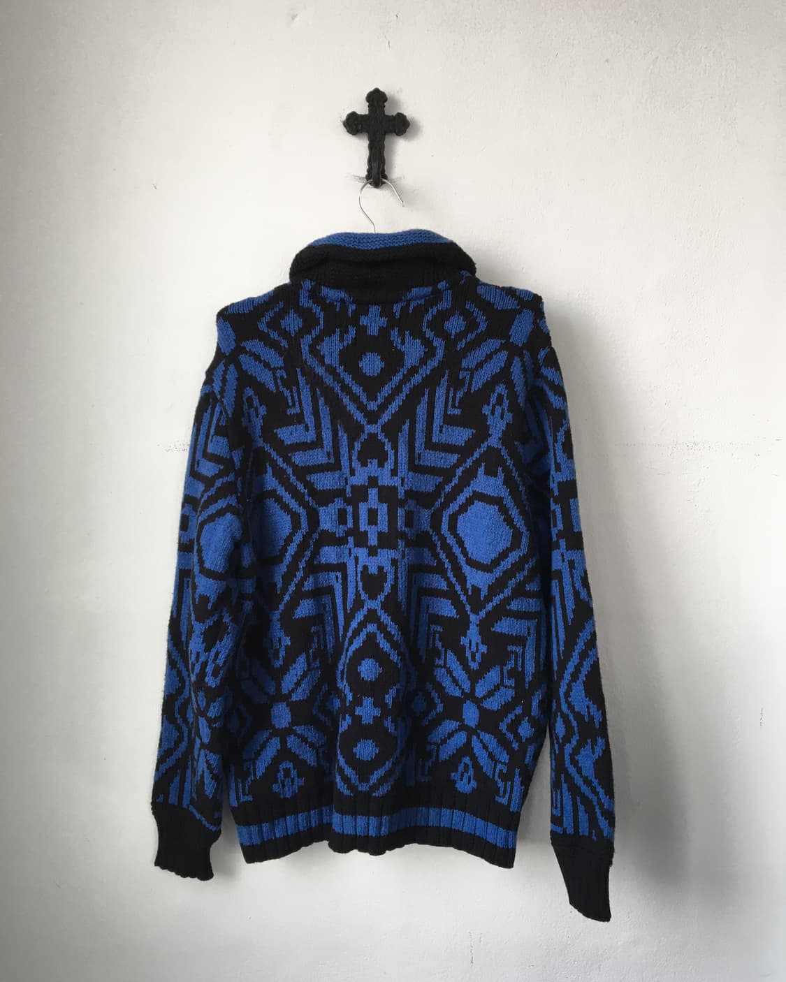 Native pattern knit zip up 상품이미지3