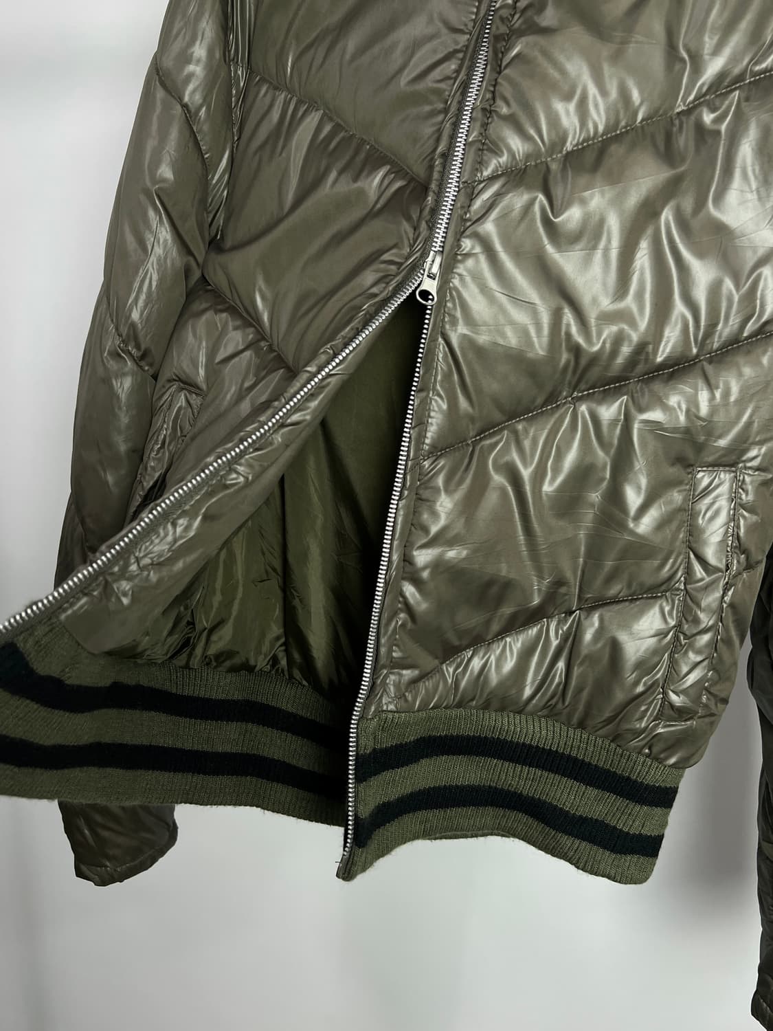 GROWTH by 인 더 애틱 패딩 상품이미지6