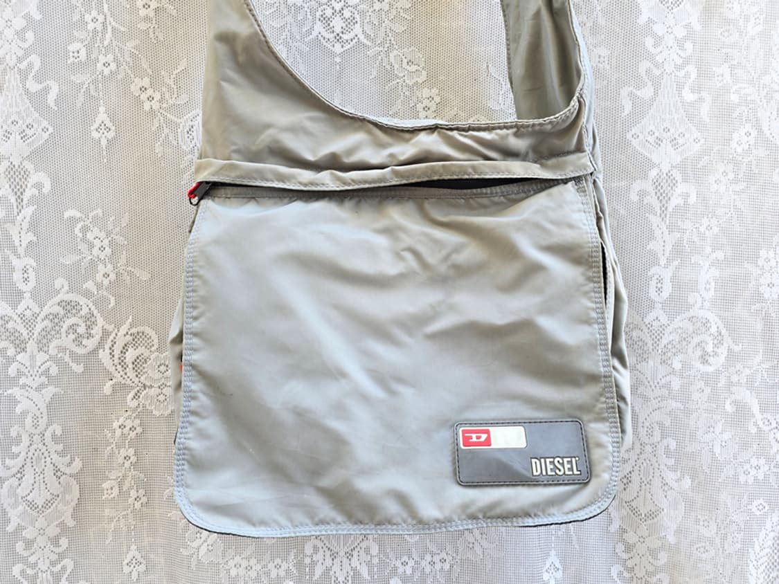 00s 아카이브 디젤 나일론 바디백 상품이미지2