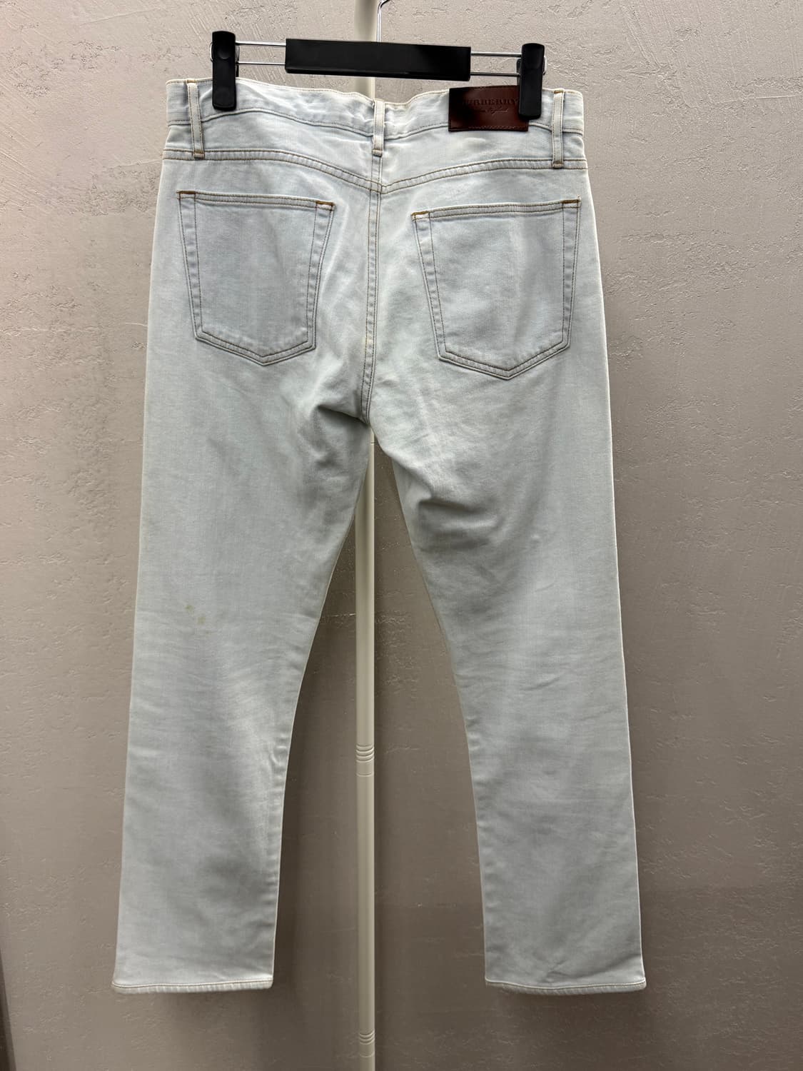 버버리 정품 남성 연청 청바지 W30 L32 상품이미지3