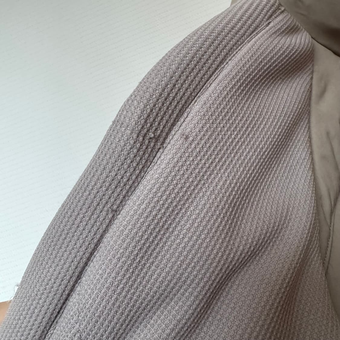 미스치프 롬버스 팀 다운 자켓 베이지  상품이미지3