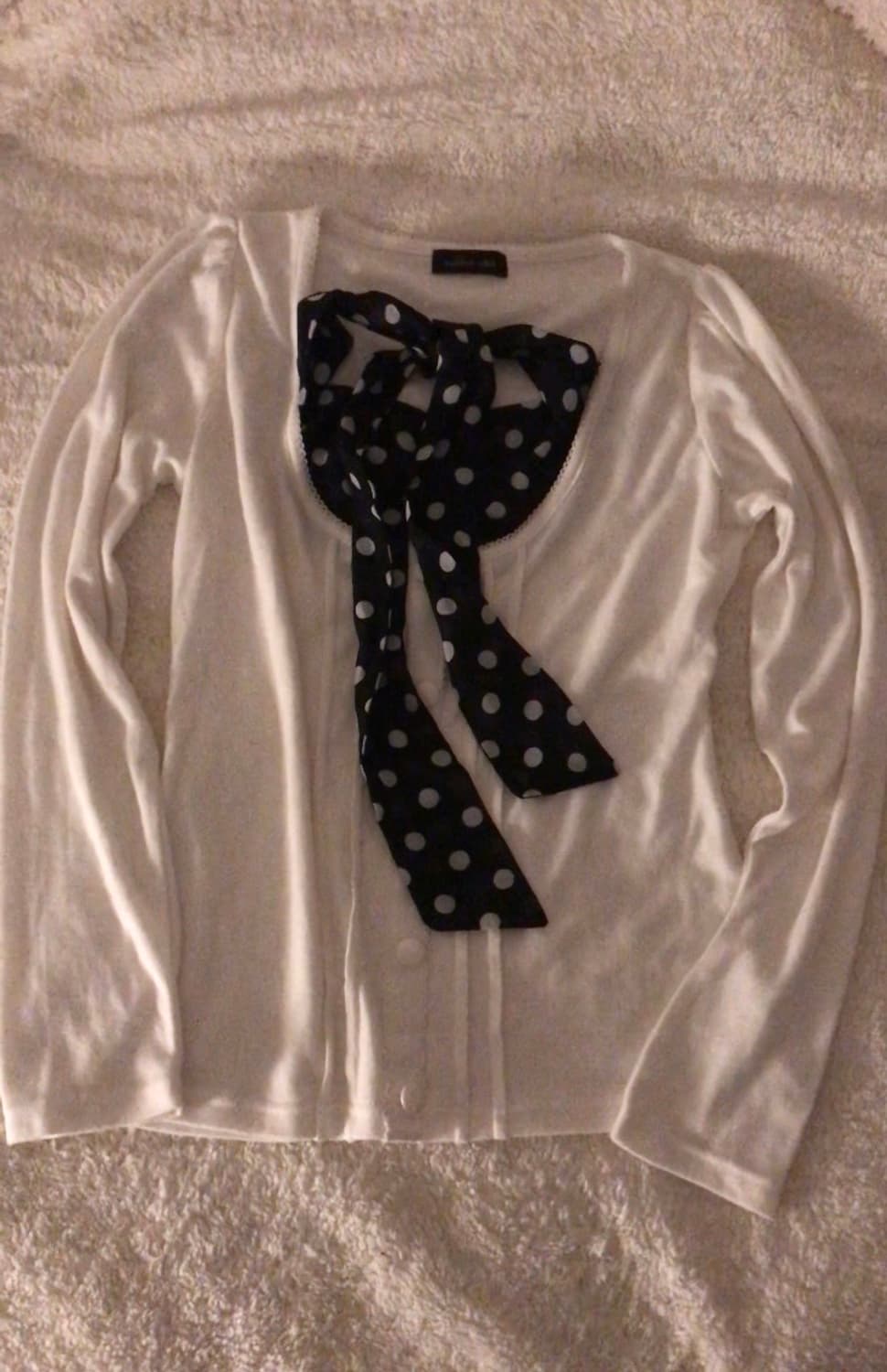 도트무늬 화이트 티 트랄라라깔 엑시즈팜 오네갸루 상품이미지1