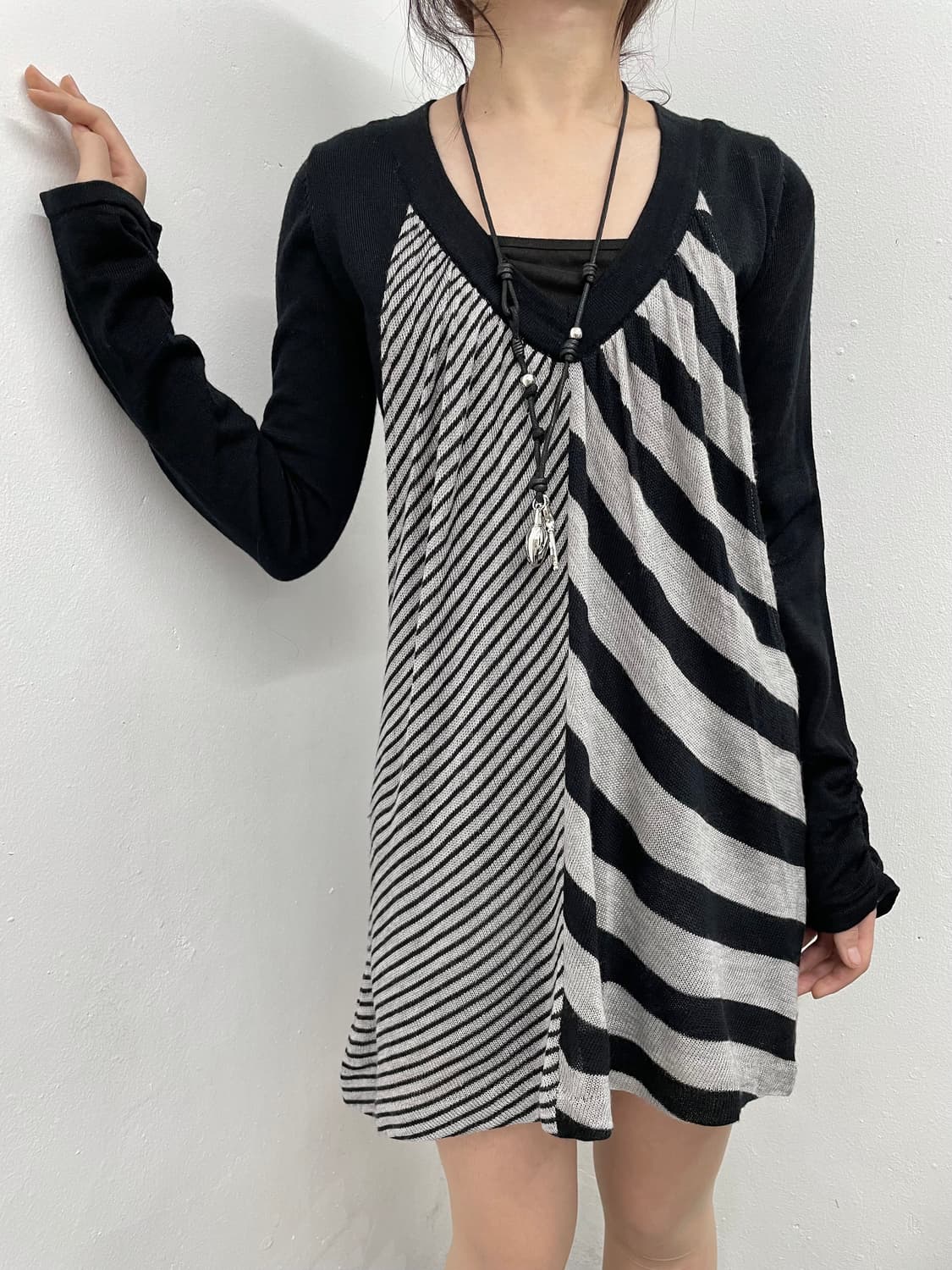 아방가르드 레이어드 니트 원피스 상품이미지1