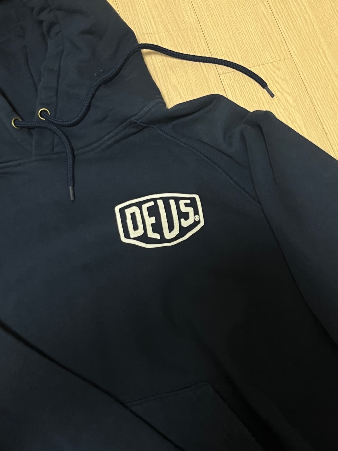 데우스 네이비 후드티 s사이즈 상품이미지2