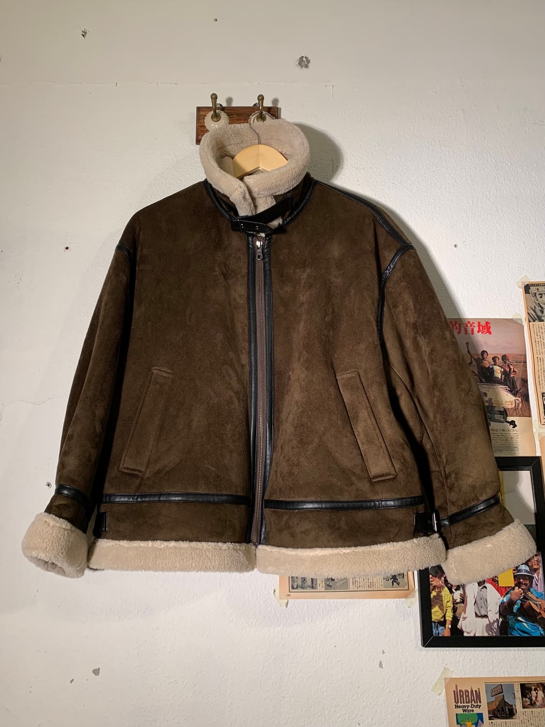 레이빔즈 B3 무스탕 자켓 상품이미지6