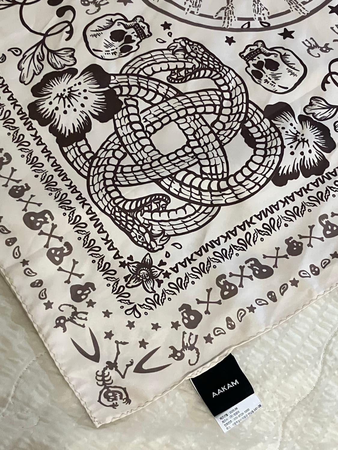 Aakam Skull printed scarf ivory 상품이미지2