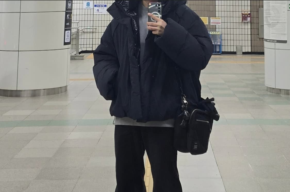 23fw 준지 189 숏 패딩 구스다운 점퍼
46사이즈 상품이미지3