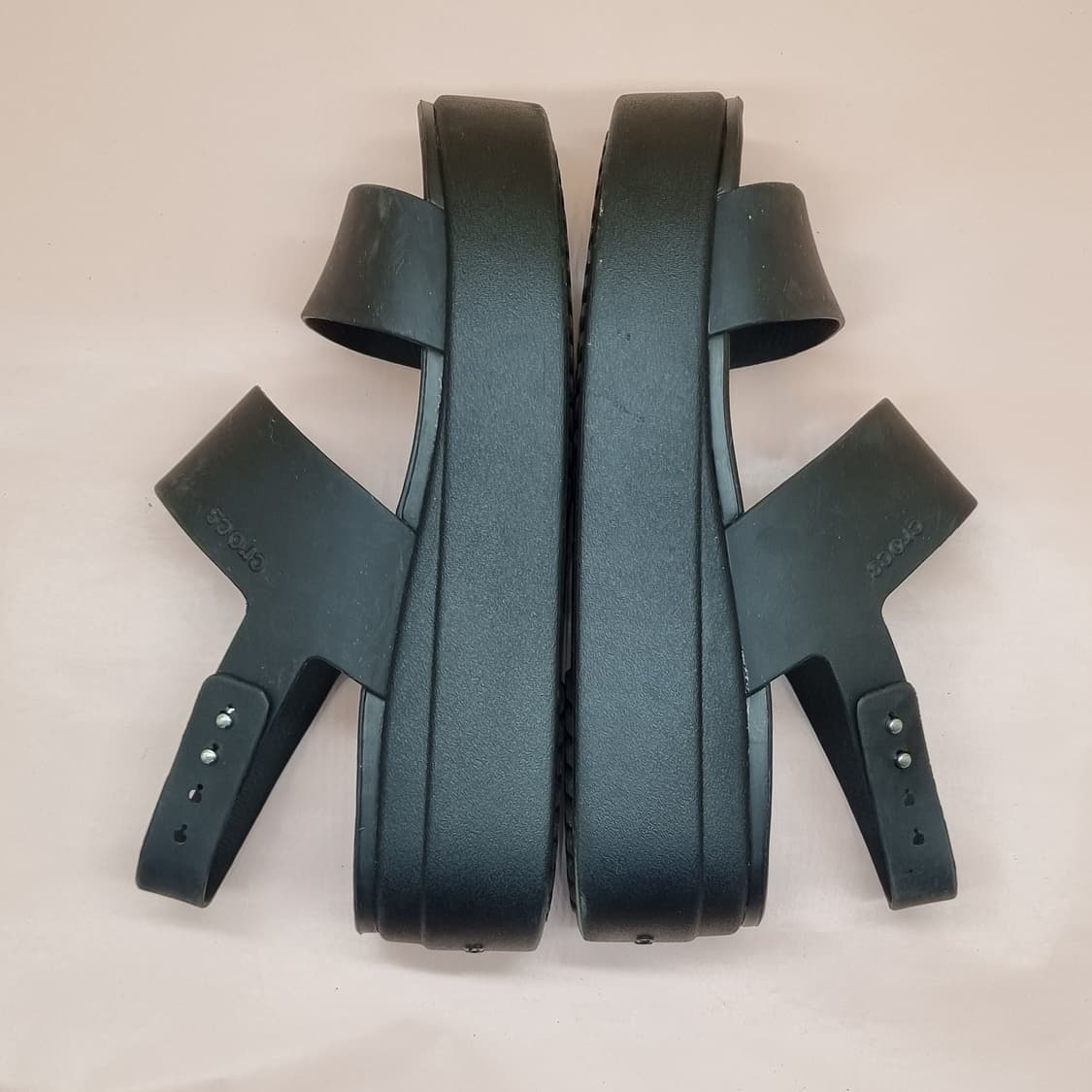 크록스 브루클린로우 웨지샌들W7 240 굽5 상품이미지5