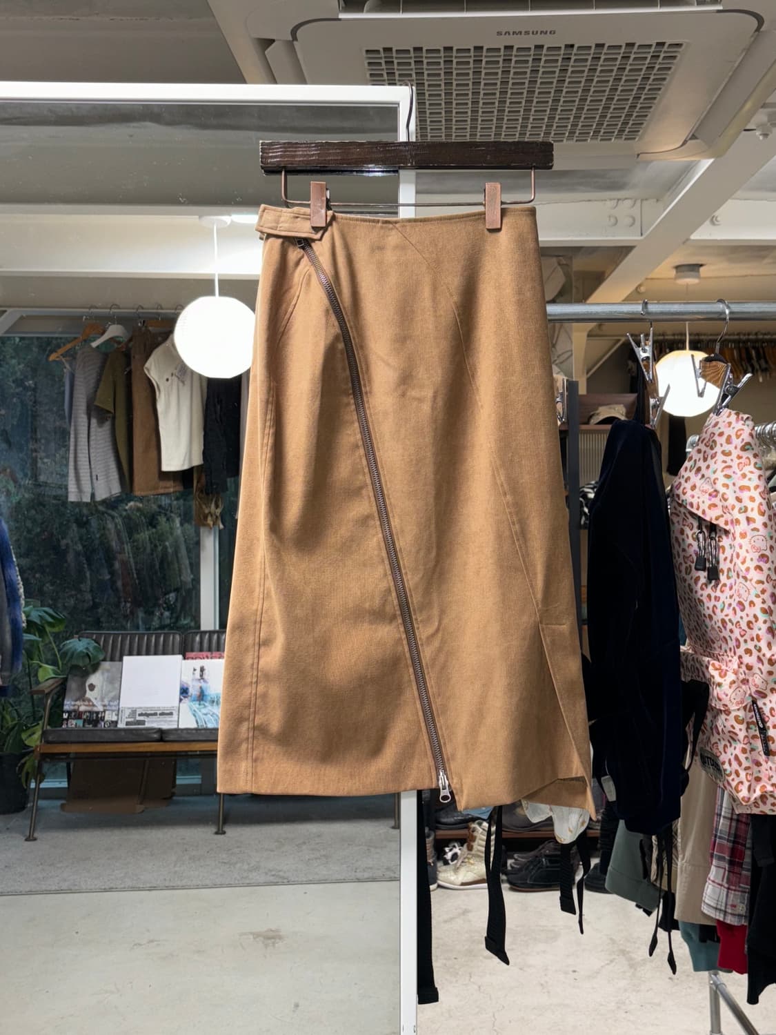 히로코 비스 비대칭 스커트 상품이미지1