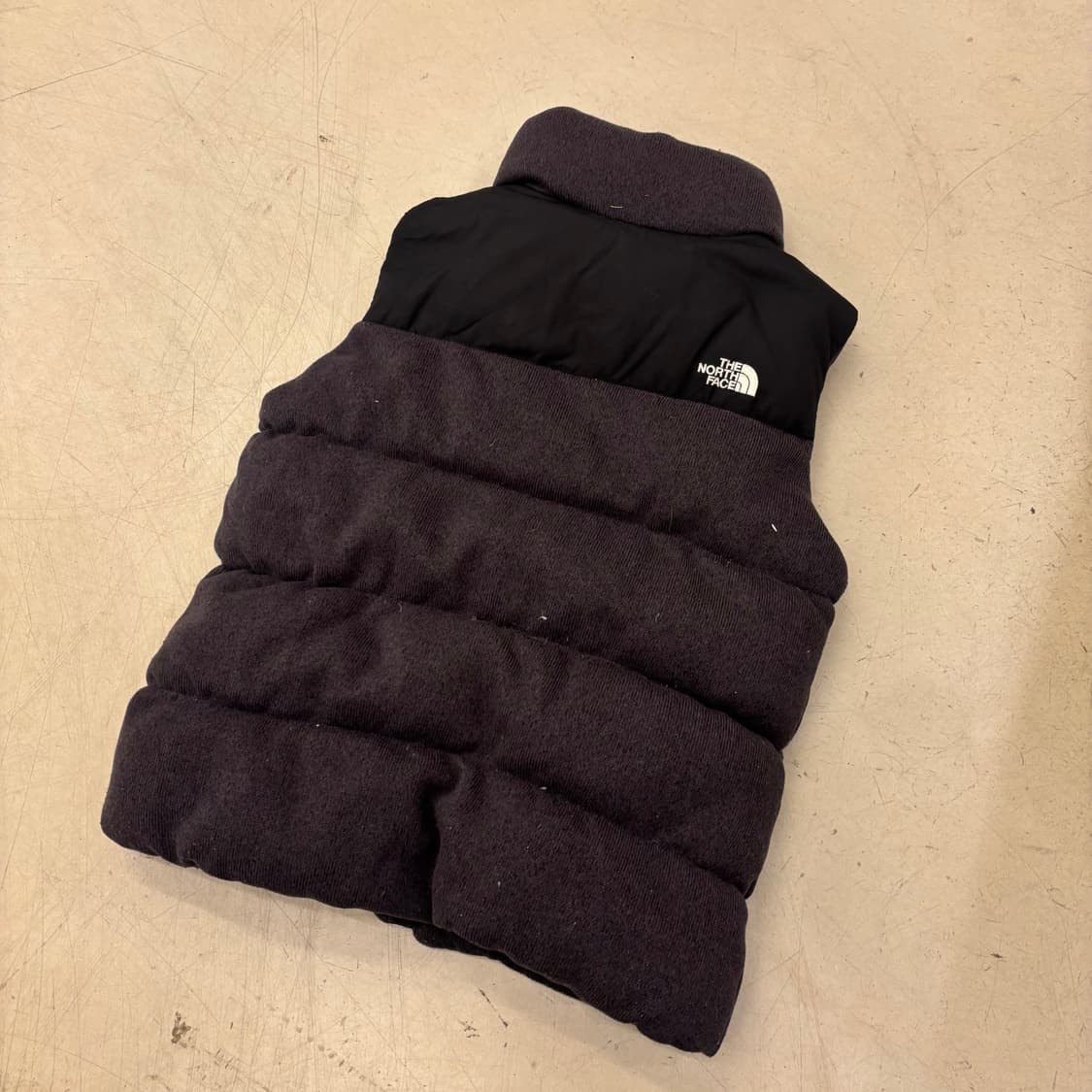 노스페이스 화이트라벨 700 패딩조끼 상품이미지3