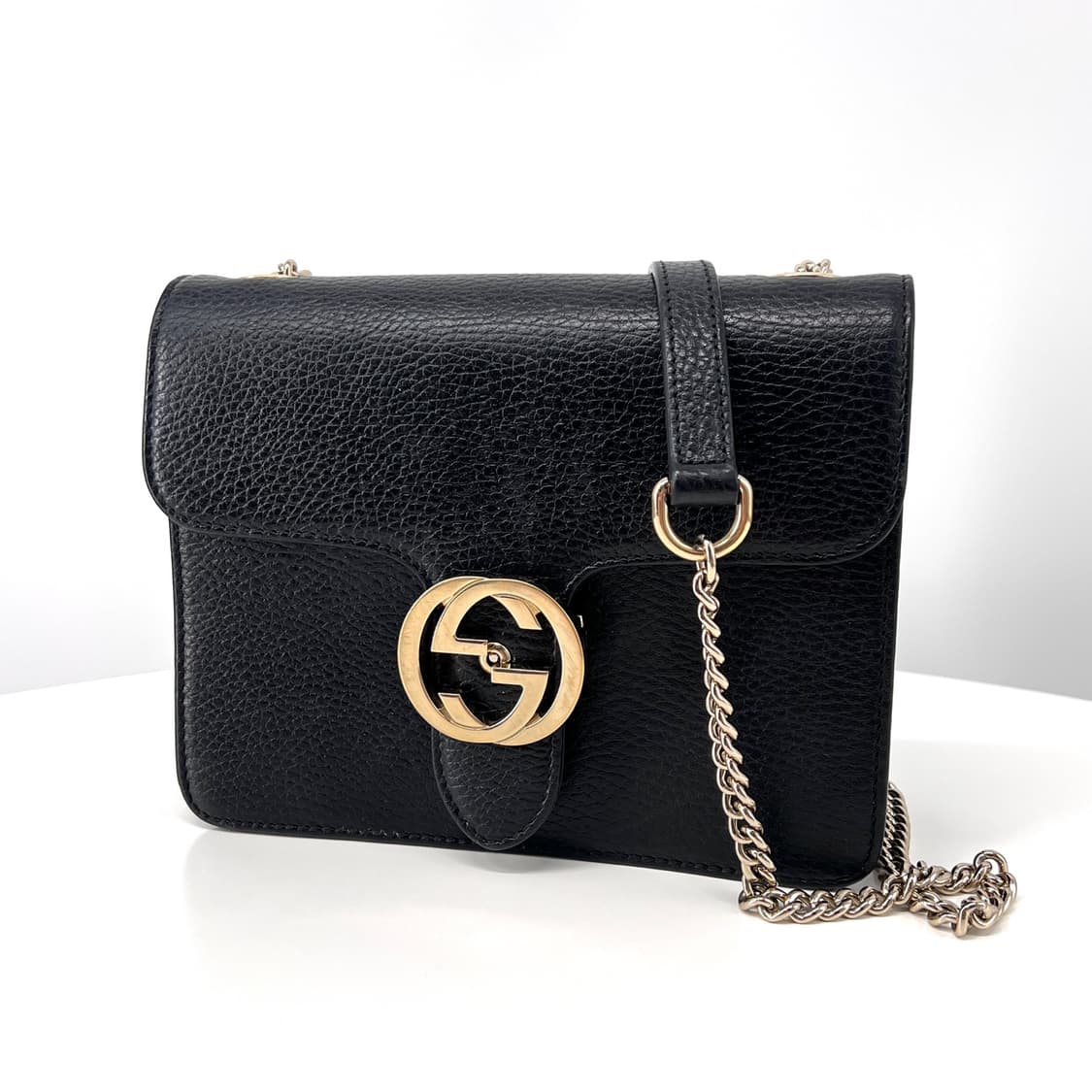 구찌 인터로킹 체인 크로스백 블랙 (510304) 상품이미지2