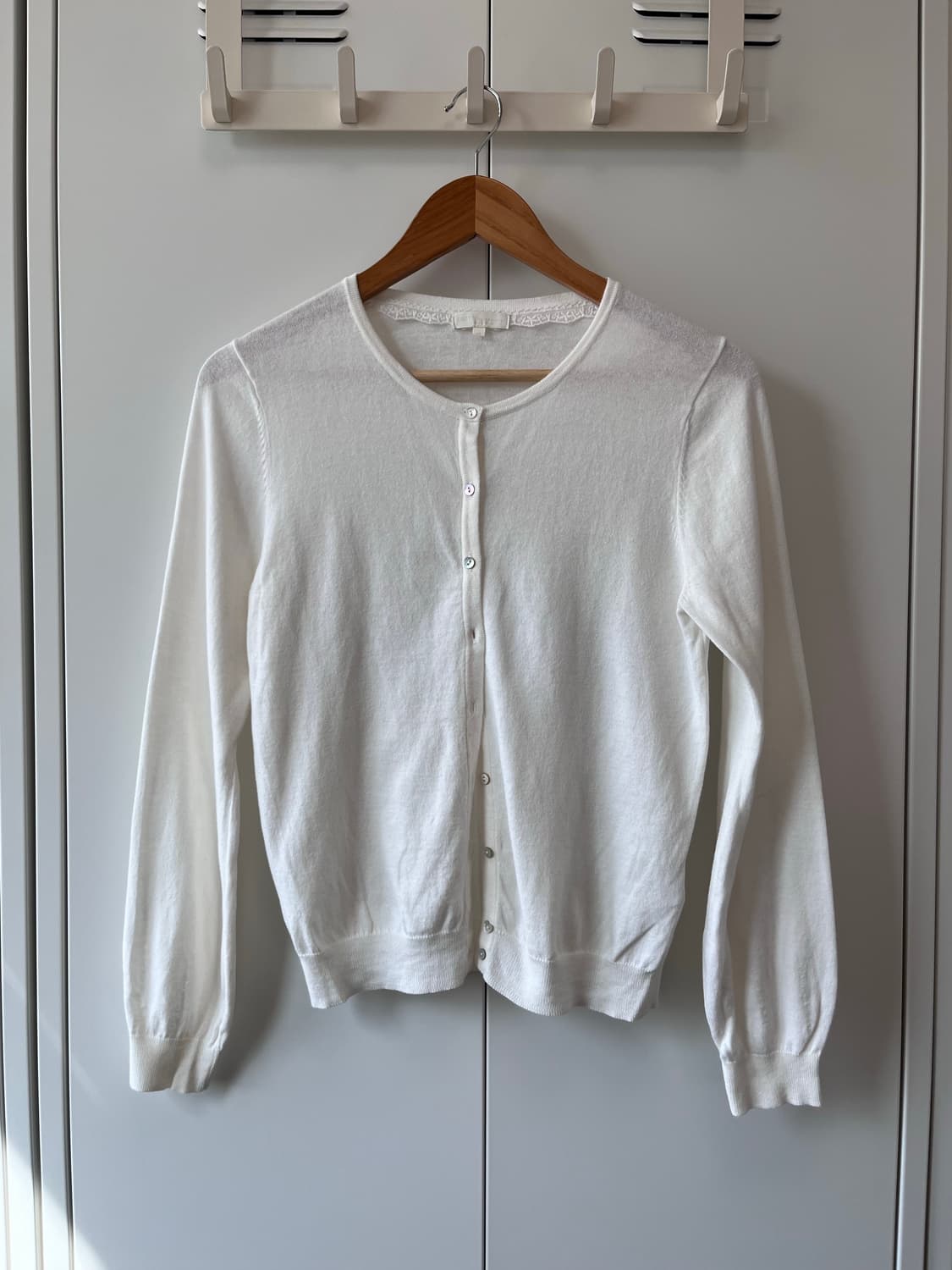 Earth music 얼스뮤직 화이트 라운드 가디건 상품이미지6