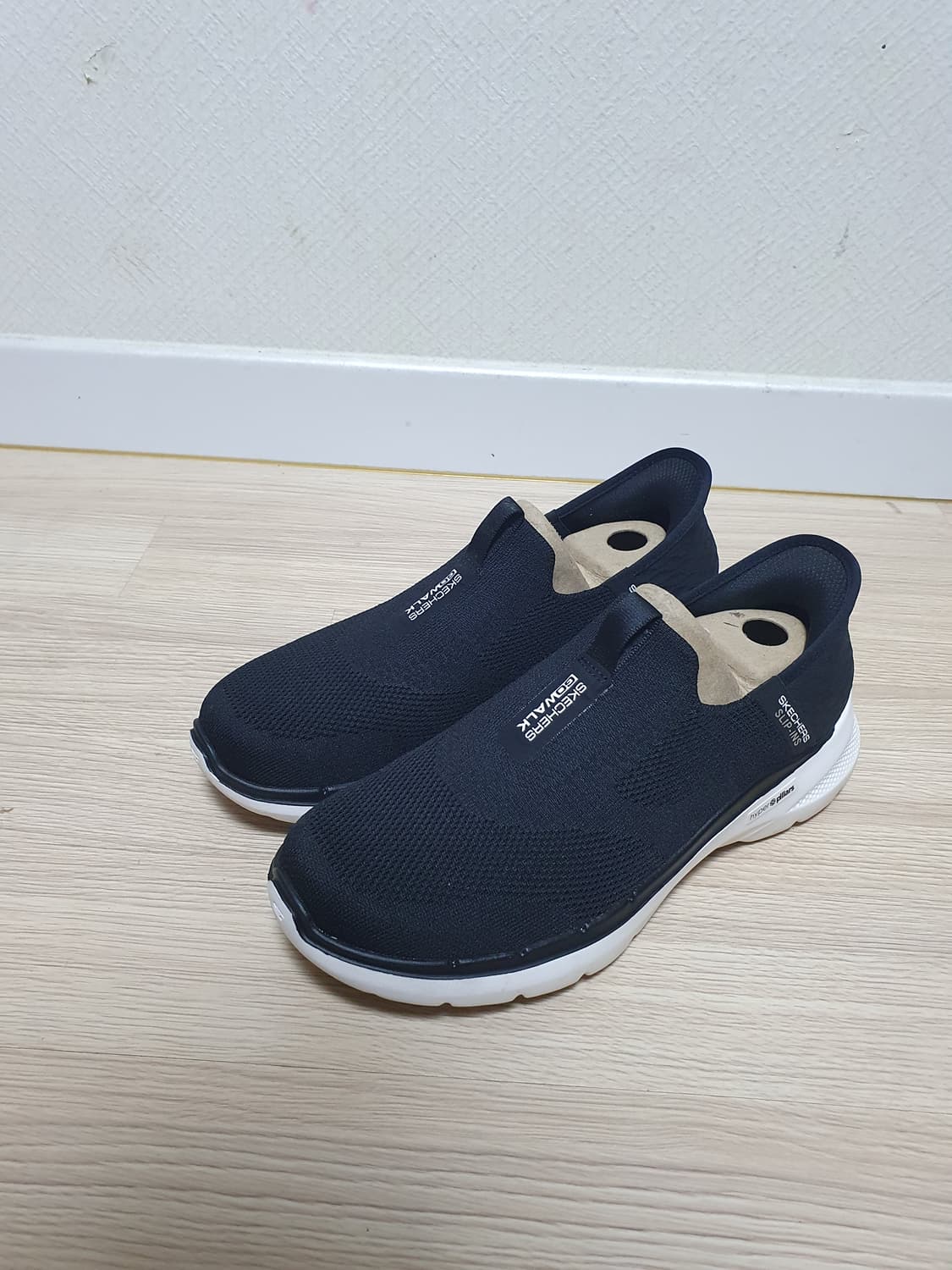 스케쳐스 고워크 블랙 슬립온 운동화 260 상품이미지4