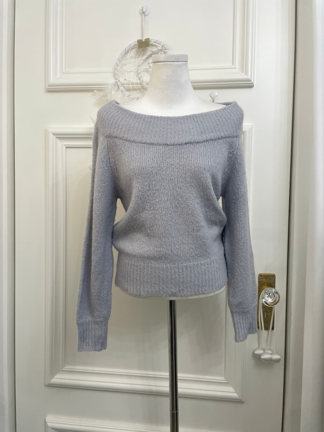 blue gray back bow point off-shoulder sw 상품이미지1