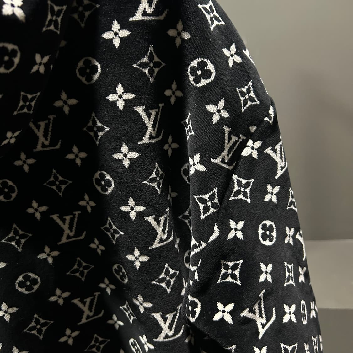 루이비통 모노그램 벨벳 후드티 상품이미지6