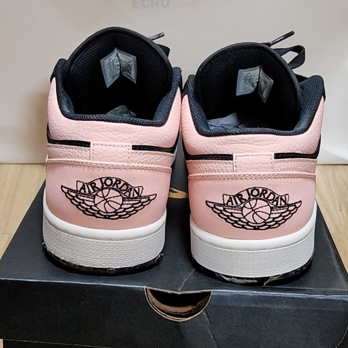 나이키 285 조던1 로우 크림슨틴트 상품이미지6