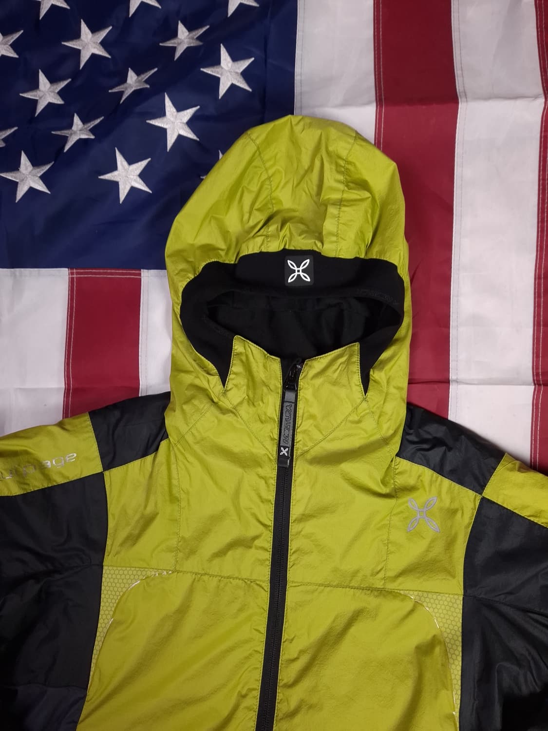 새제품급 오리지날 우먼용 몬츄라 스카이자켓 프리마로프트 상품이미지7