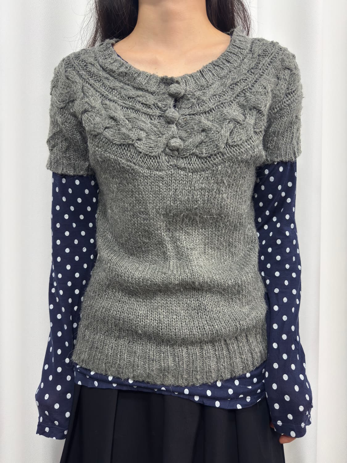 gray mori button knit top 상품이미지1