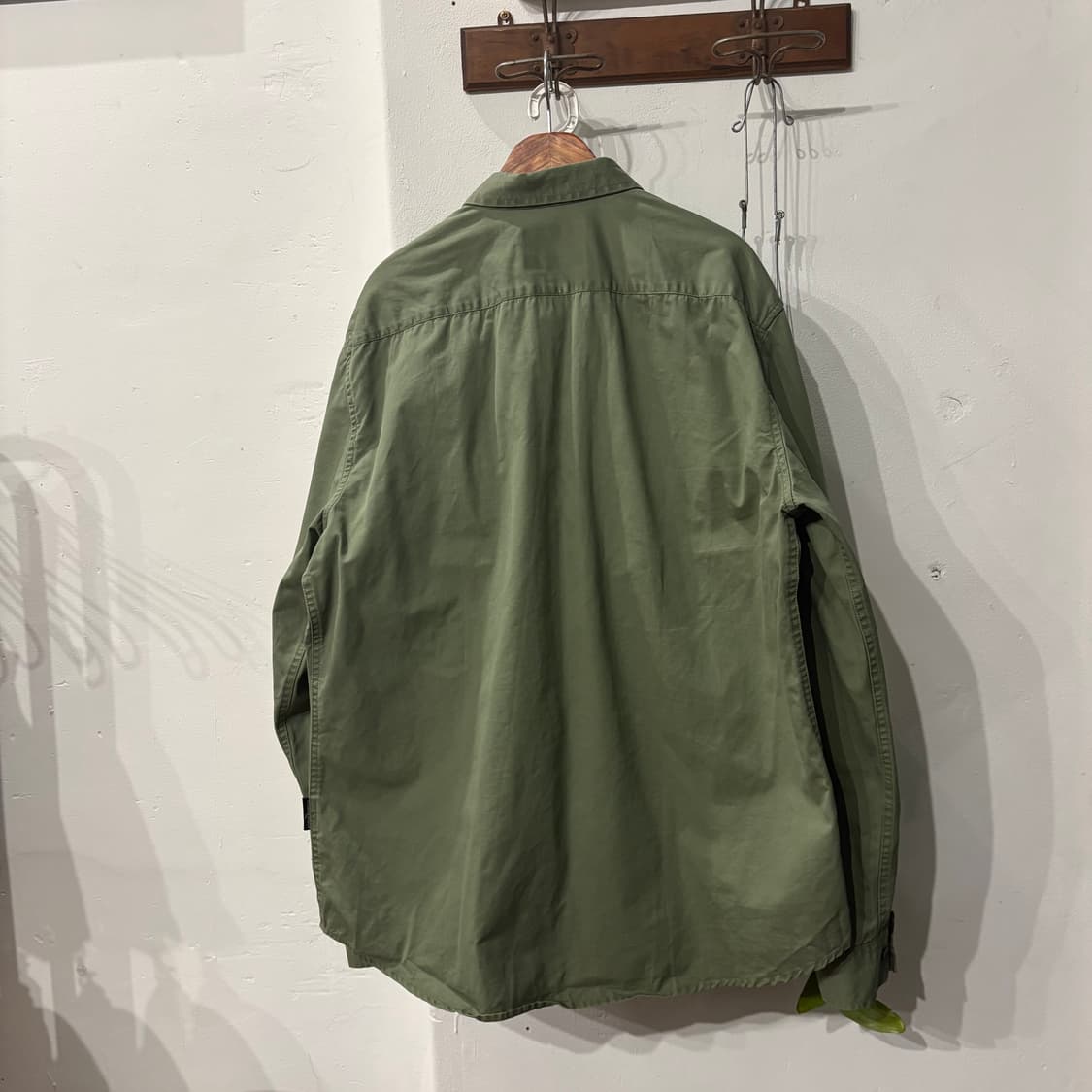 알렉산더 맥퀸 빈티지 그런지 패치 셔츠 상품이미지8