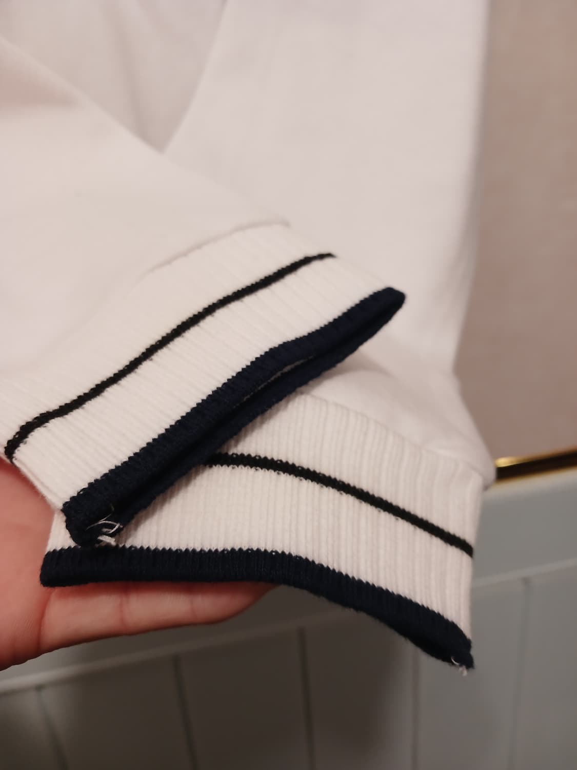 BCBG 정품 여성 긴팔티 85-94-155 상품이미지4