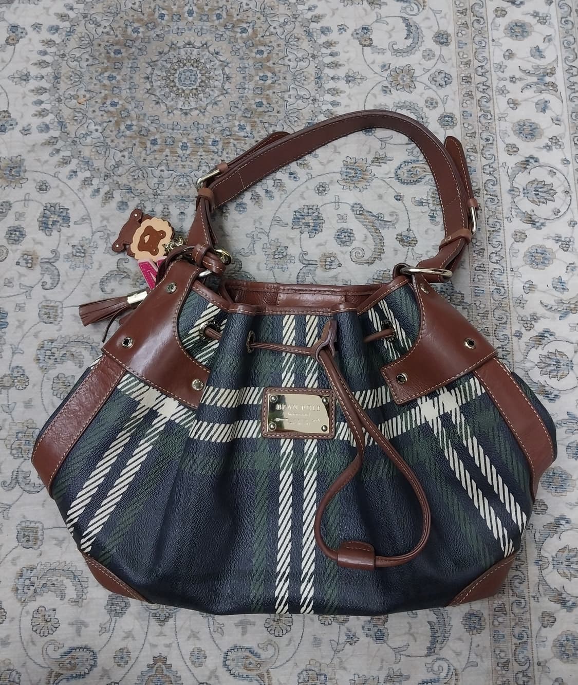 빈폴 체크 소가죽 버킷백  상품이미지2