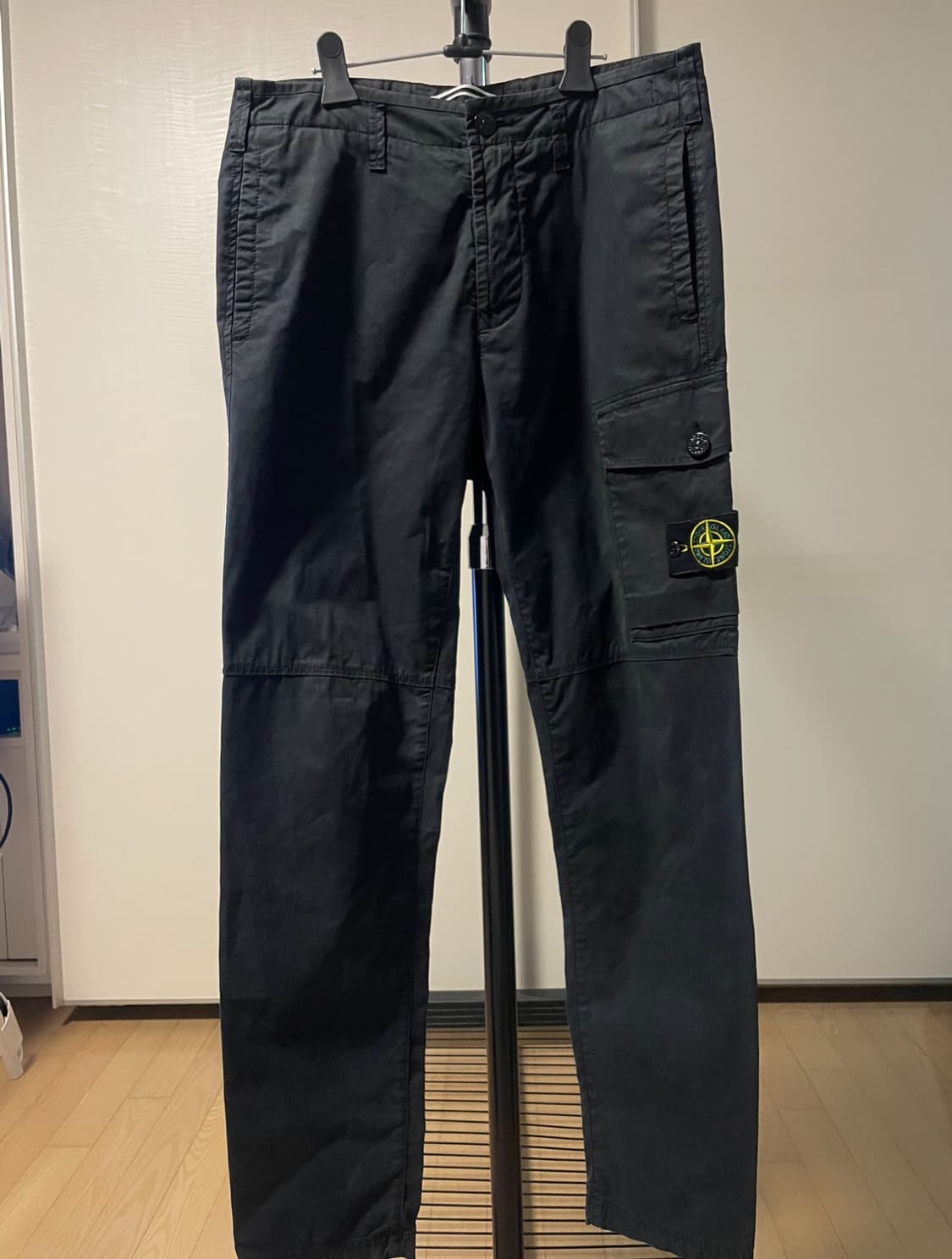 스톤아일랜드 블랙 카고 팬츠 바지 상품이미지1