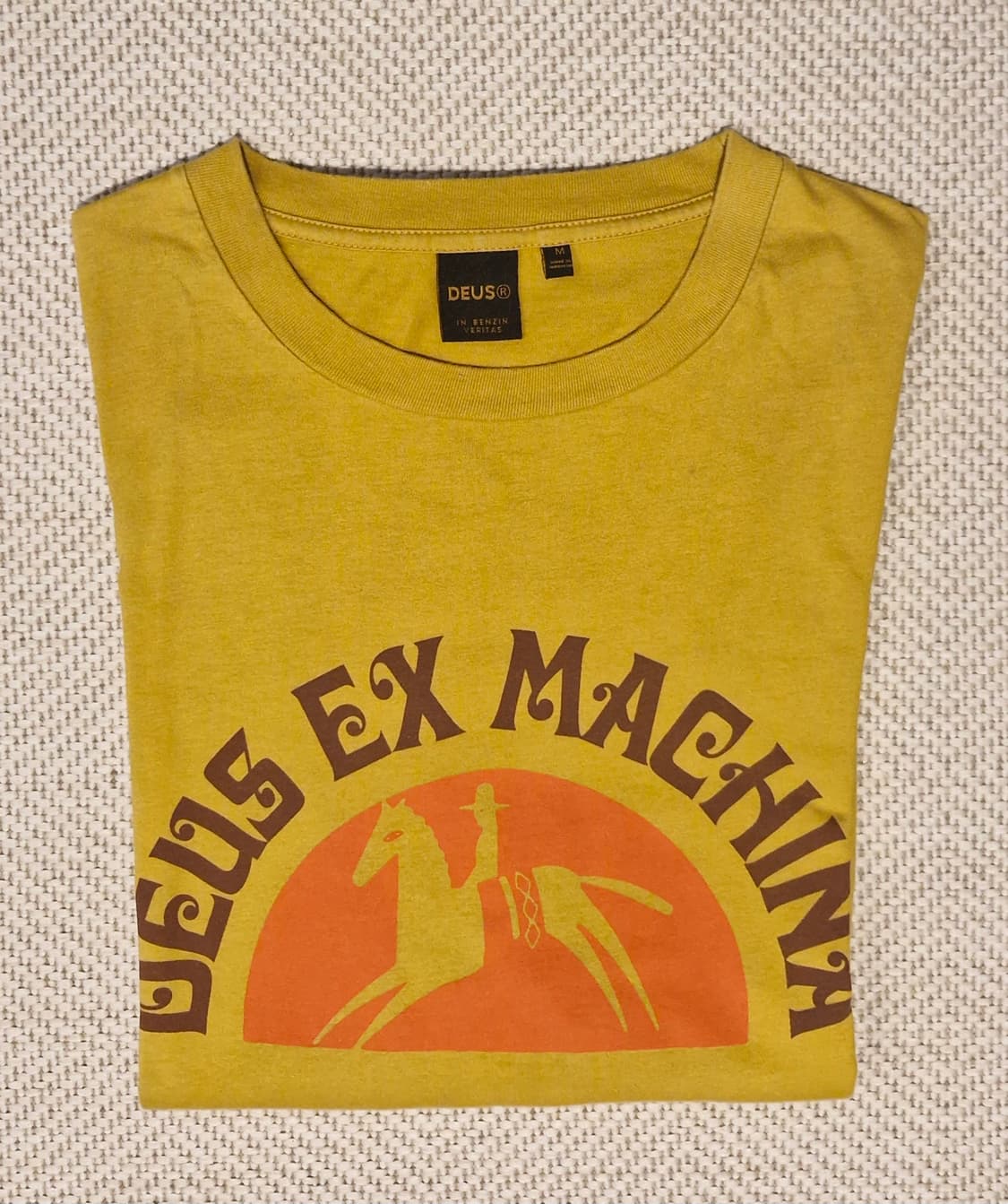 데우스 엑스 마키나 베어백 로데오 티 M  상품이미지2