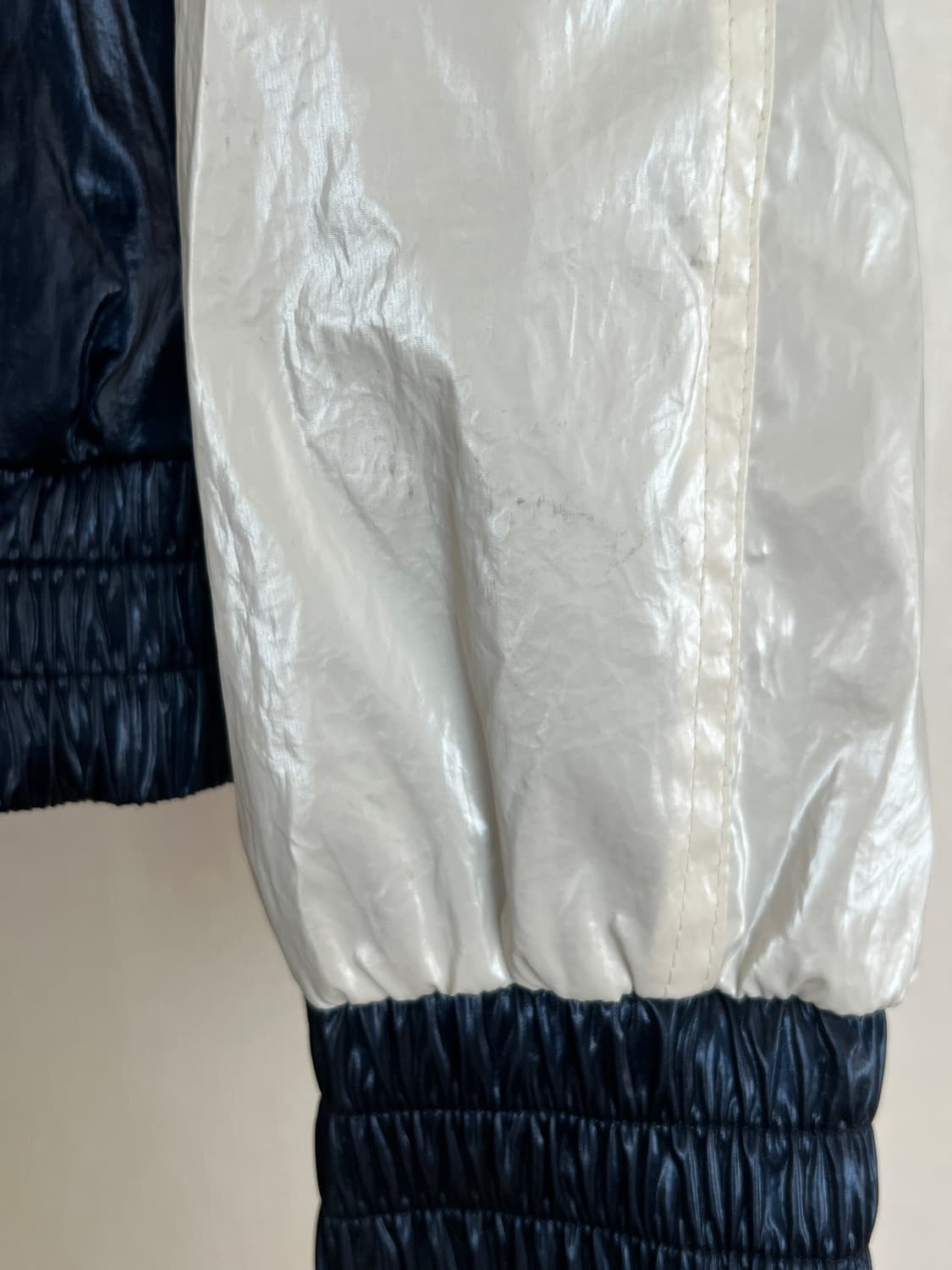 O!Oi COLLECTION 오오아이컬렉션 코팅 점퍼 NAVY 상품이미지4