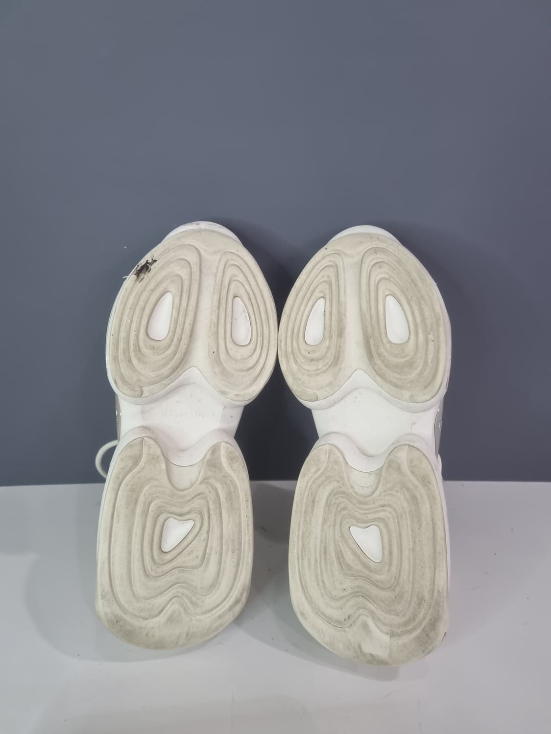 240 발망 B볼드 로우탑 스니커즈 상품이미지7