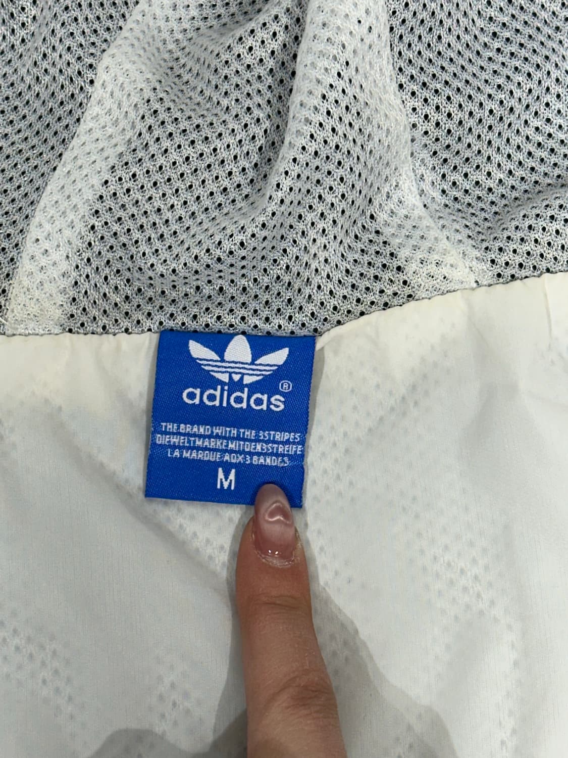 아디다스 블랙 화이트 삼선 후드 바람막이 자켓 M 상품이미지7