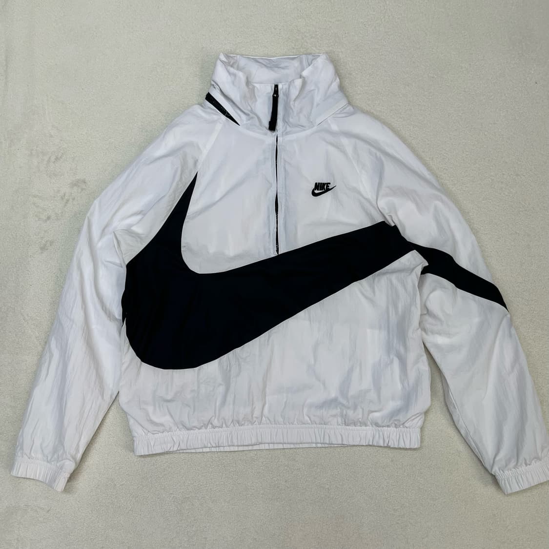 Nike white big swoosh anorak 상품이미지4