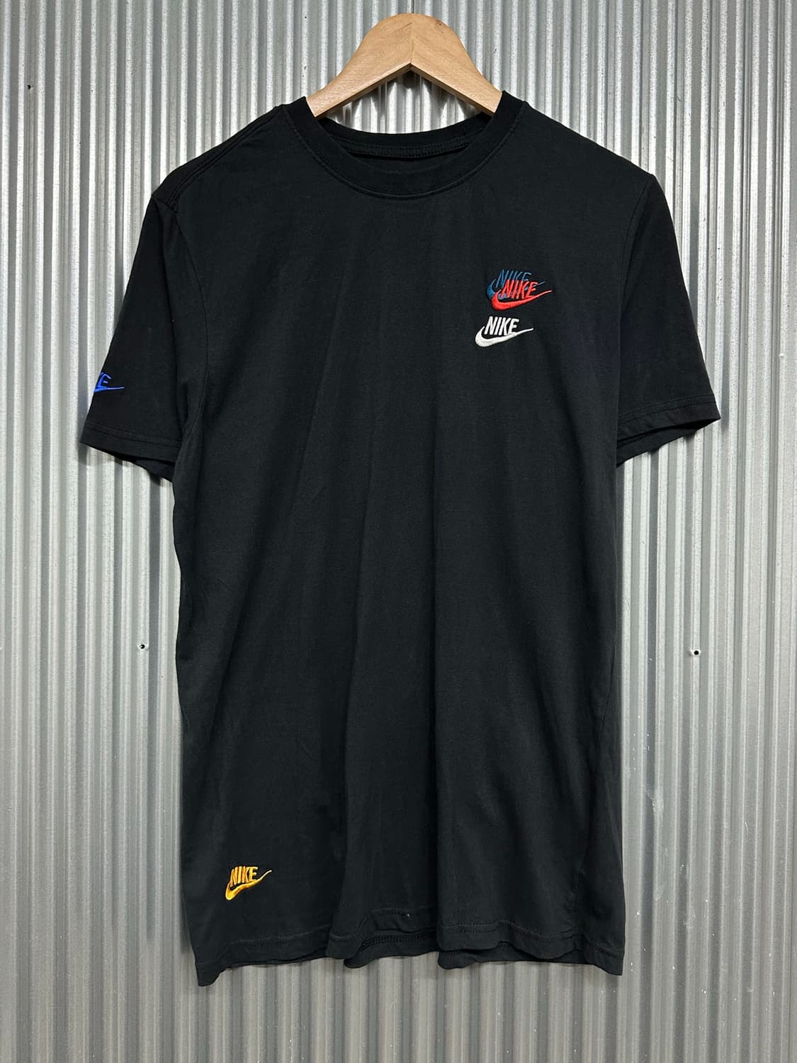 [XL] 나이키 멀티 로고 블랙 반팔 티셔츠  상품이미지1