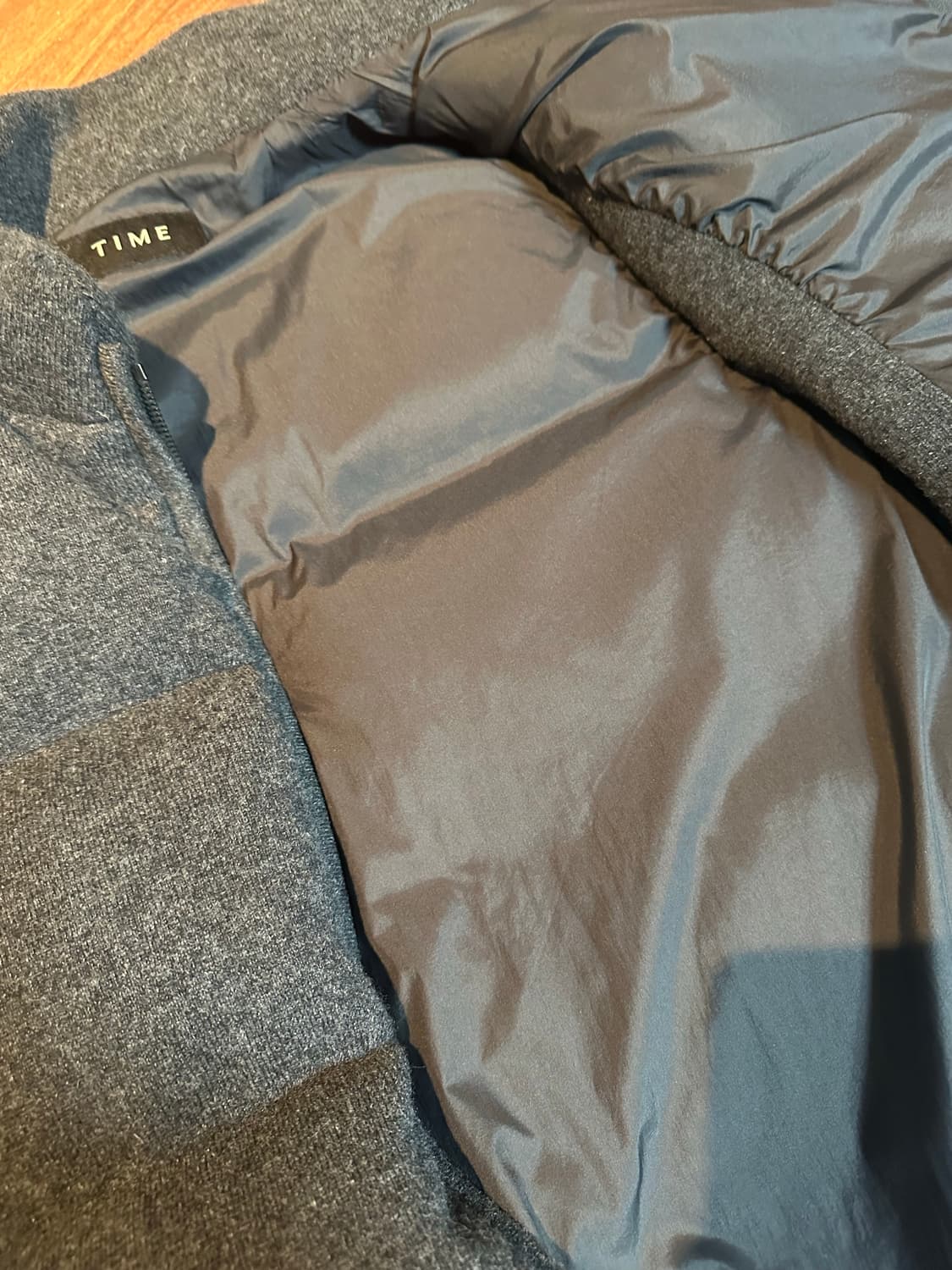 타임옴므 캐시미어 패딩조끼 105사이즈 팝니다 상품이미지5