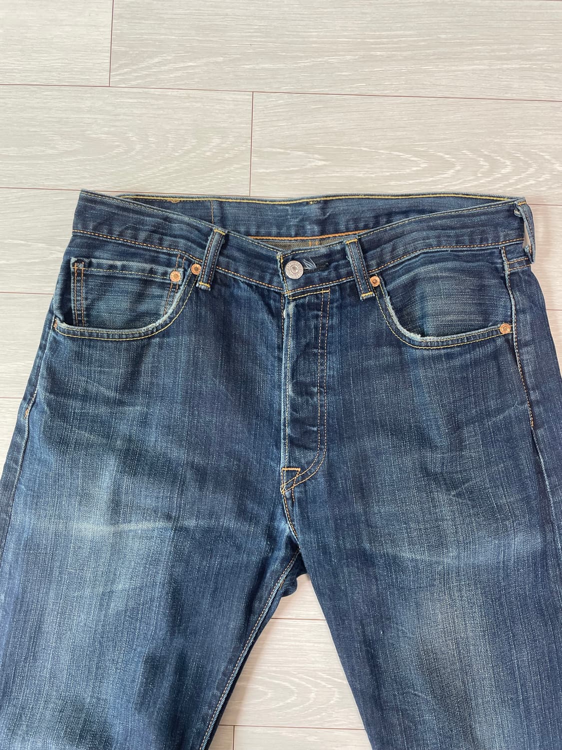 Levi’s 501 데님 팬츠 (중청 워싱) 상품이미지2