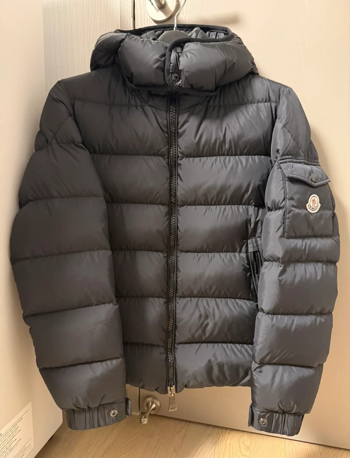 몽클레어 후드 패딩 상품이미지1