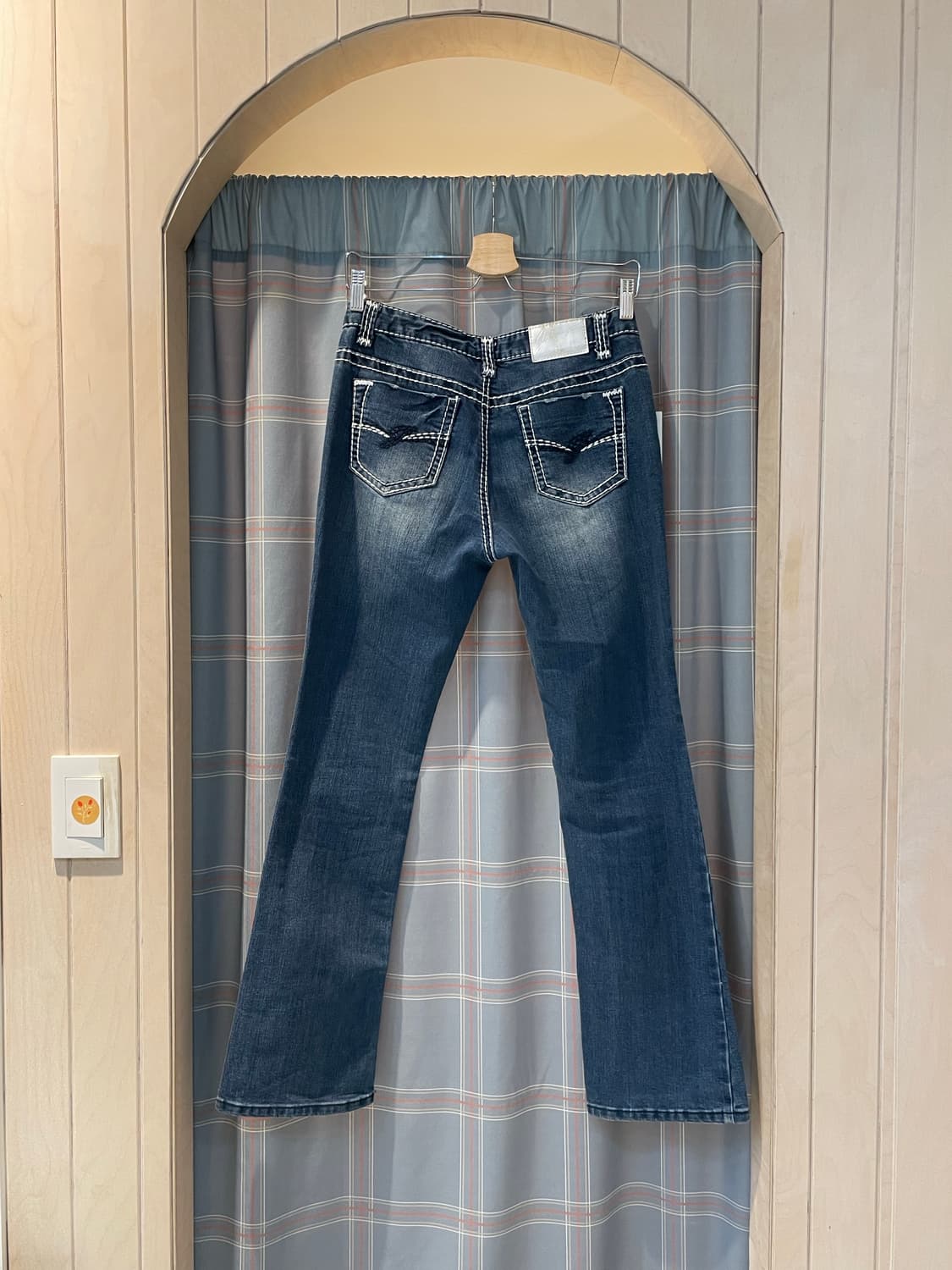 이랜드 y2k 스티치 부츠컷청바지 상품이미지5