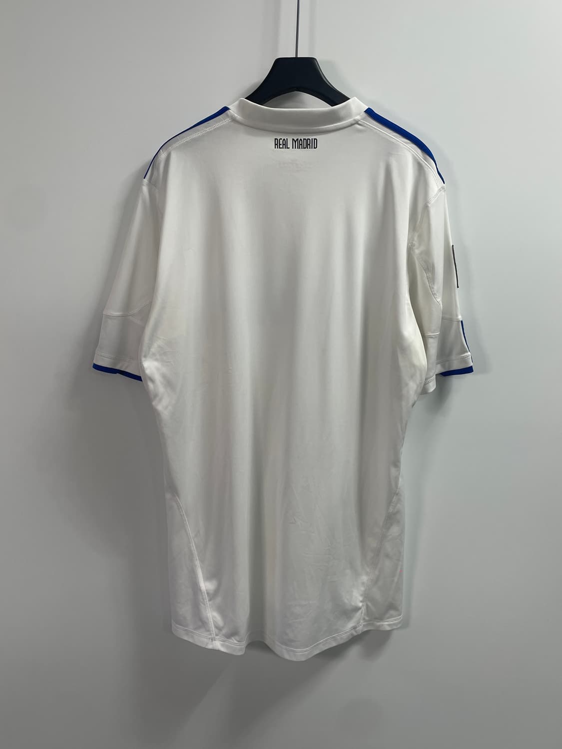 10-11 아디다스 레알마드리드 홈 유니폼 레플리카 티 (on.407) 상품이미지3