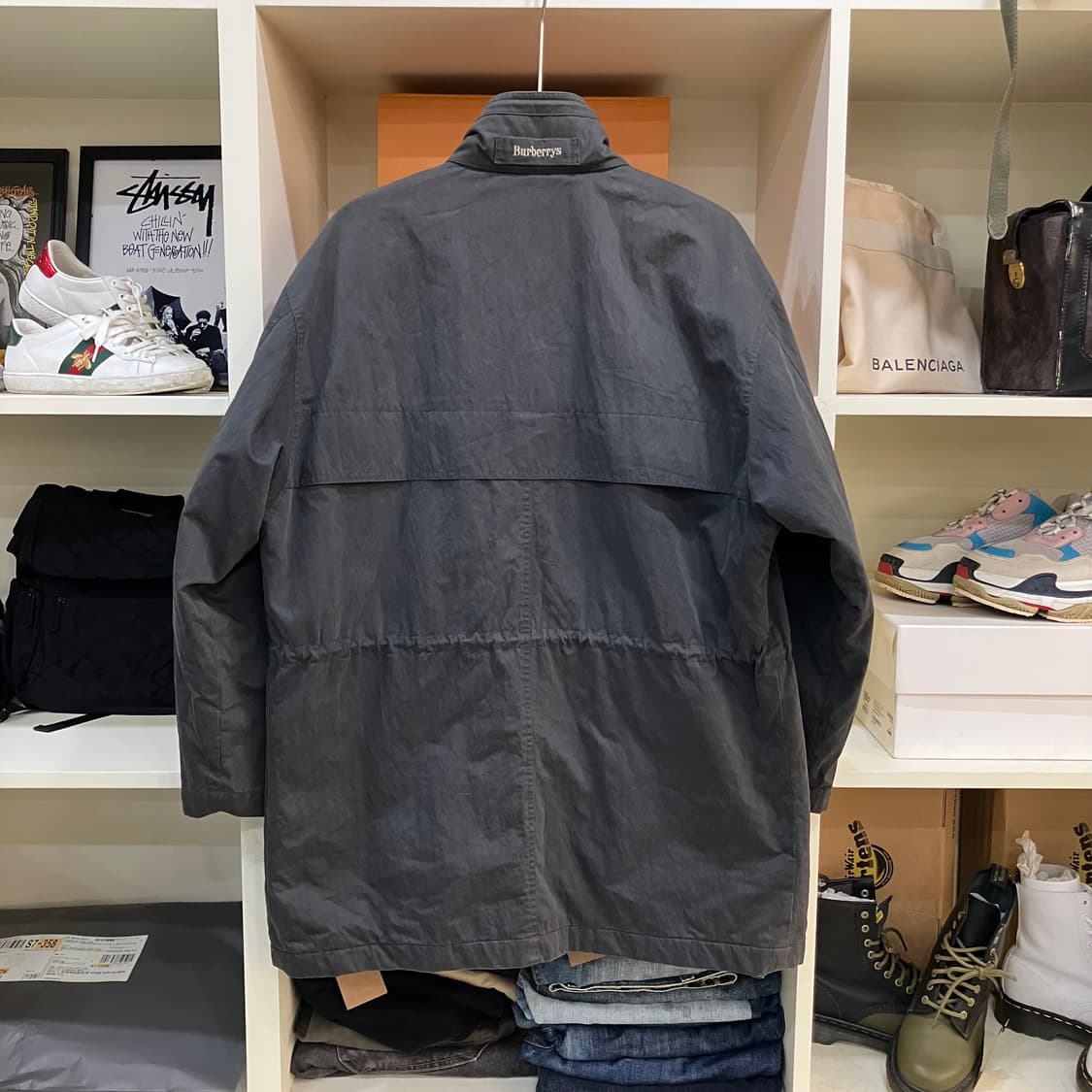 버버리 다크 그레이 나일론 필드 자켓 M 상품이미지3