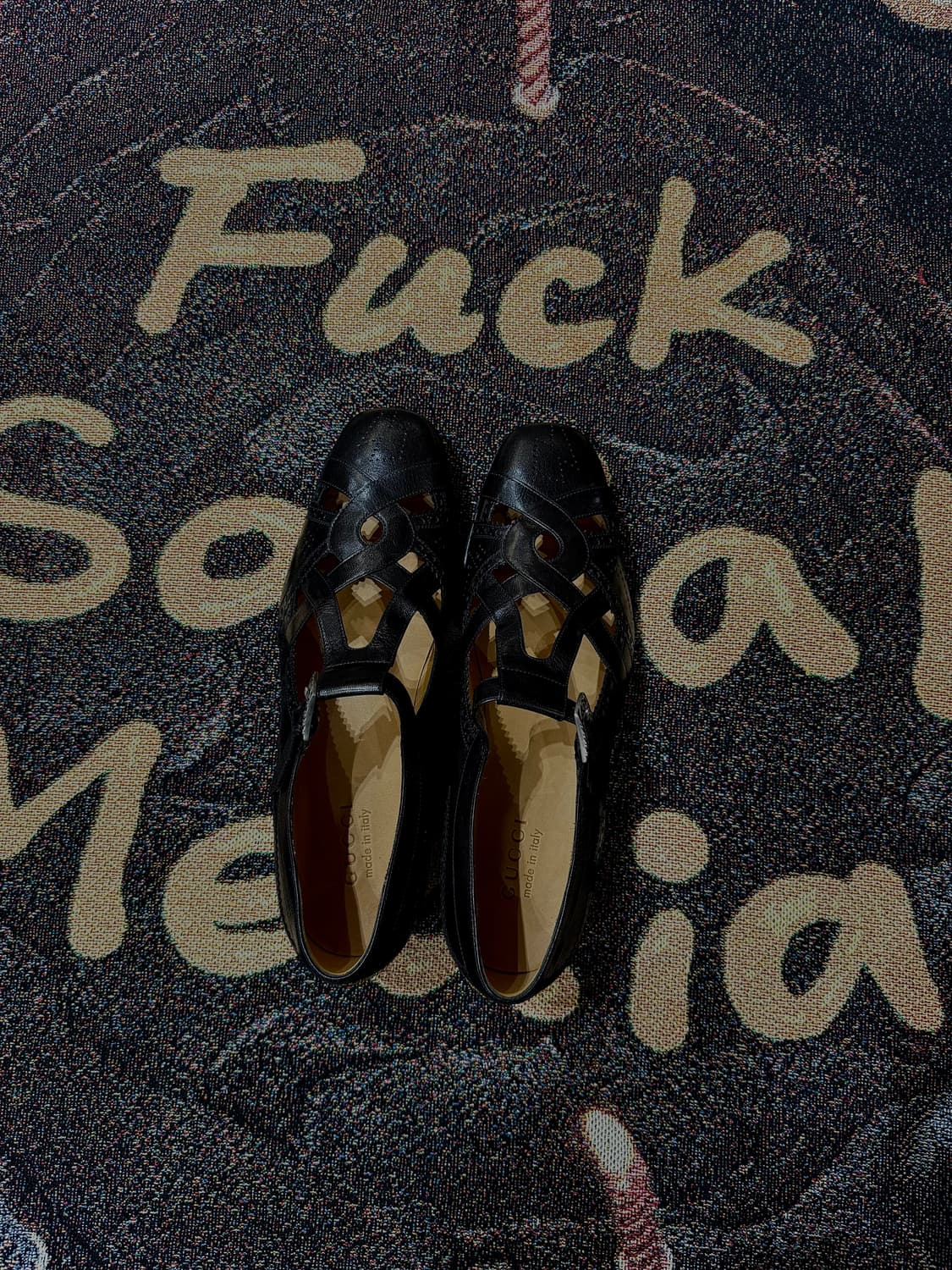 구찌 펀칭 컷아웃 브로그 상품이미지2