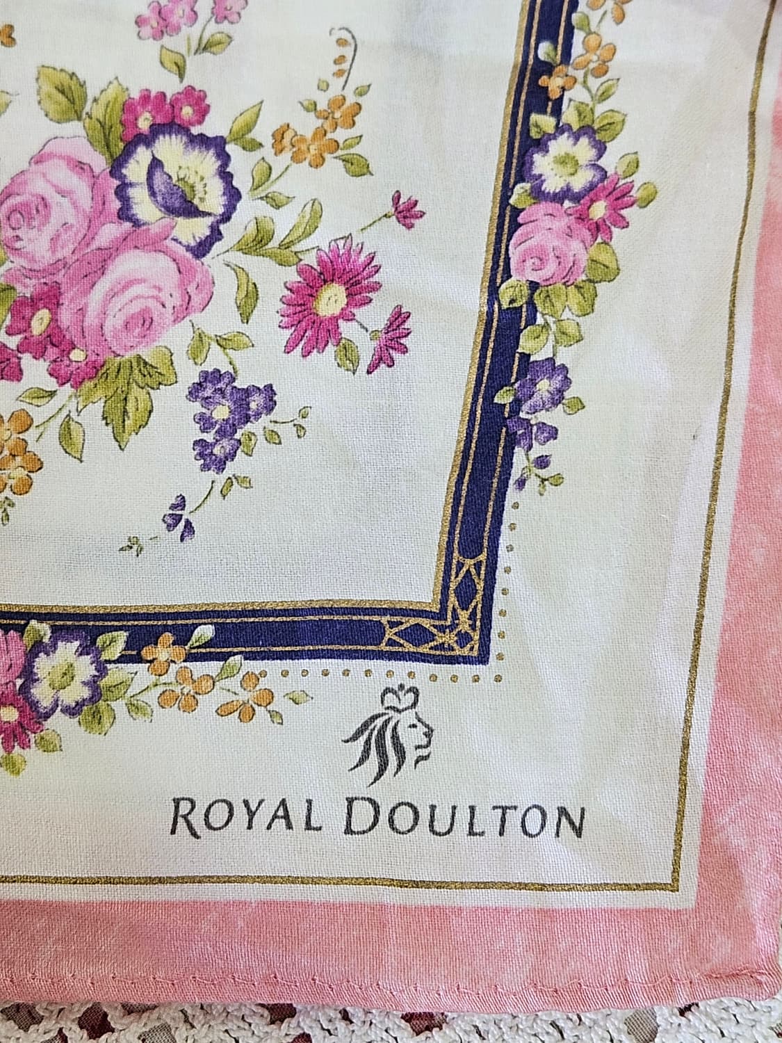로얄덜튼(ROYAL DOULTON) 플라워 패턴 손수건 상품이미지5