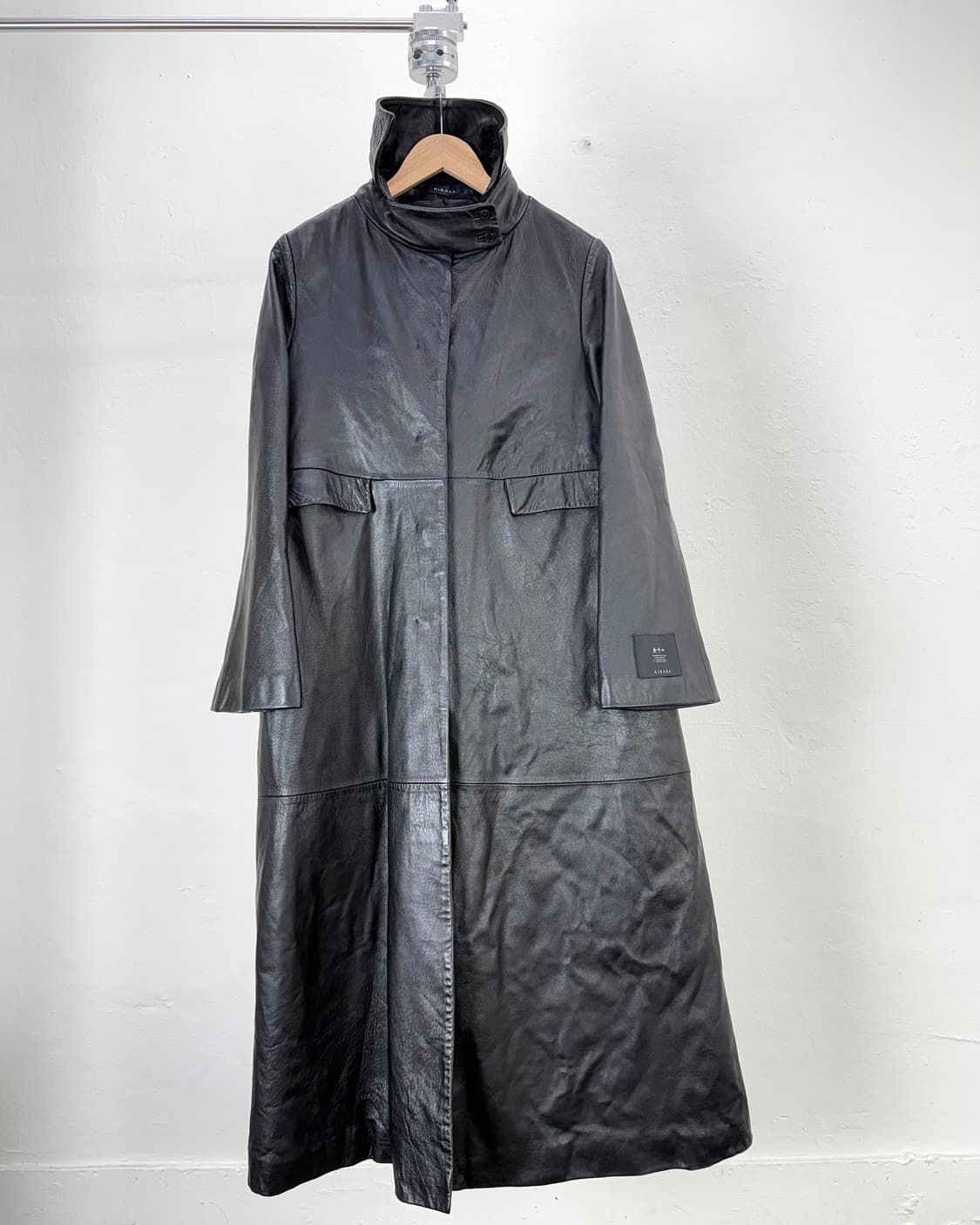 키라라 쉽스킨 카라넥 히든 버튼 롱 위자드 레더 코트 자켓 상품이미지2