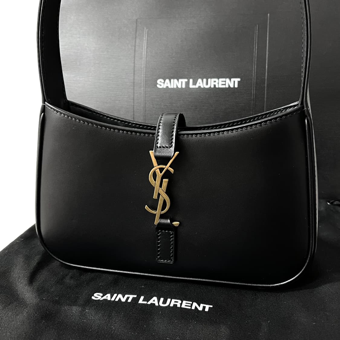 [S+급/정품] 생로랑 미니 호보백 le 5 a 7 가방 블랙 상품이미지2
